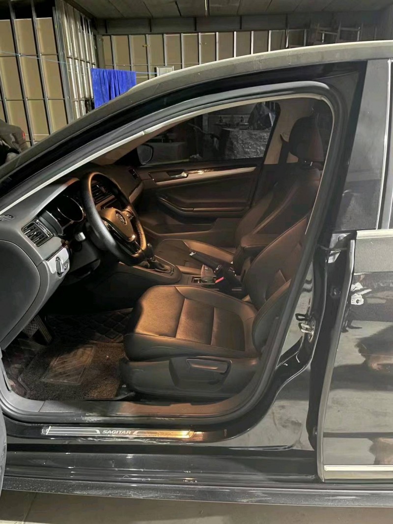 邯郸18年大众速腾7