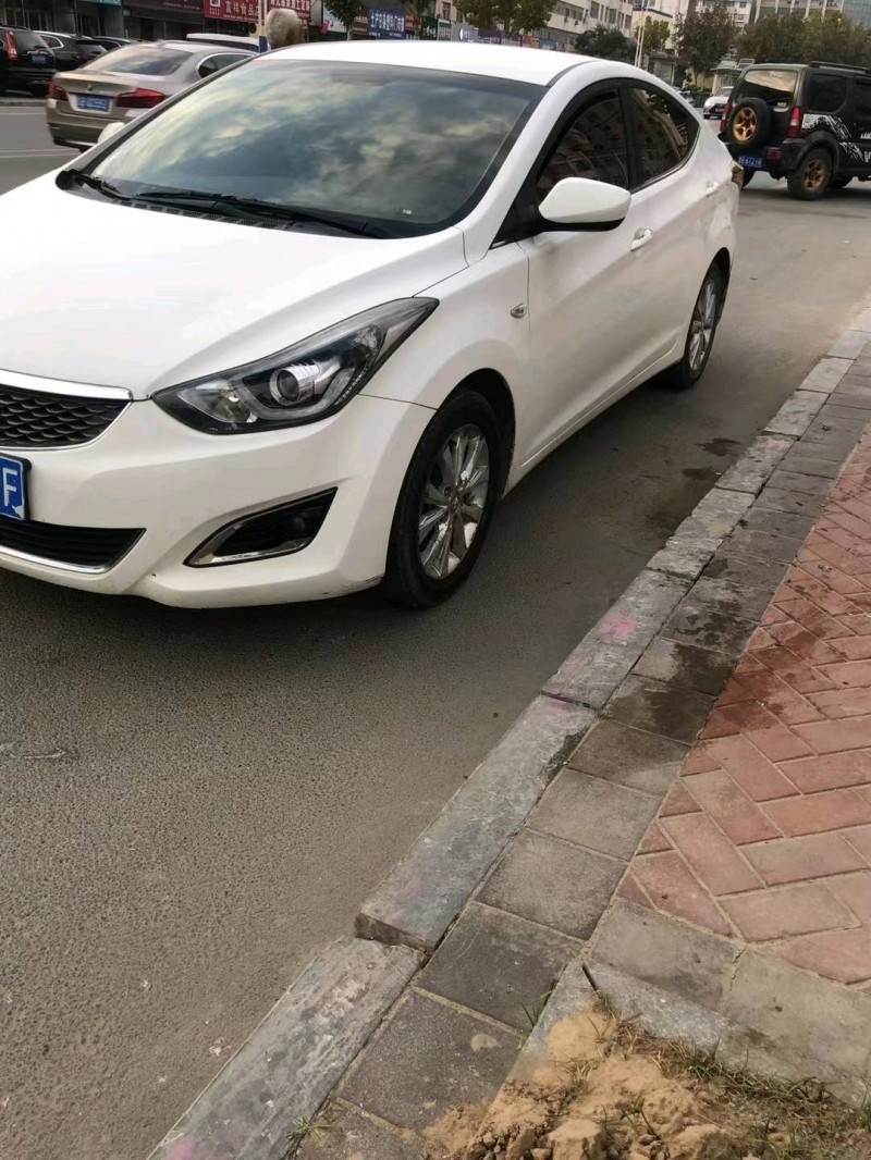 济南17年现代朗动6