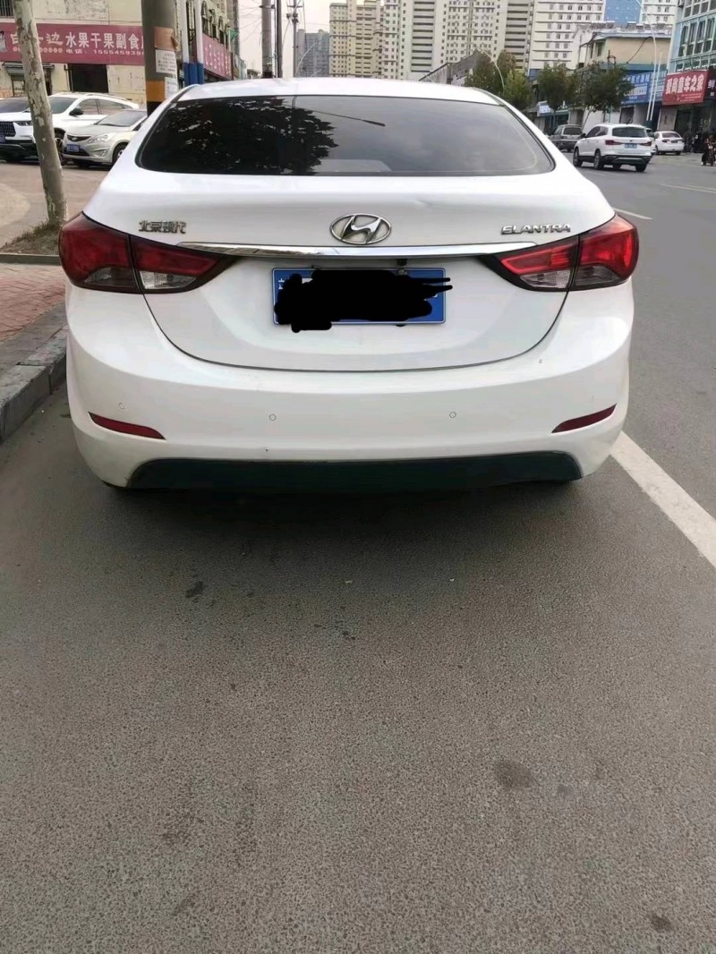 济南17年现代朗动3