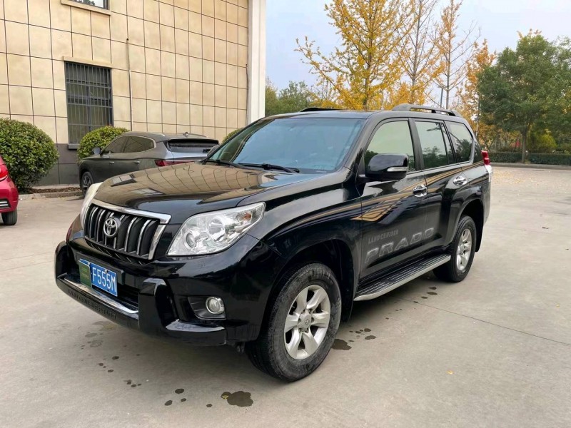 济宁12年丰田普拉多2