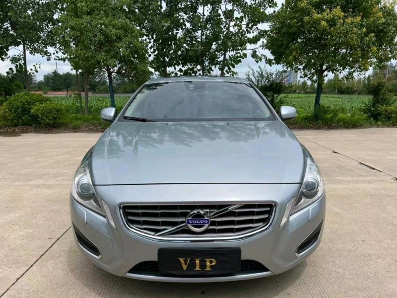 盐城12年沃尔沃S60L1