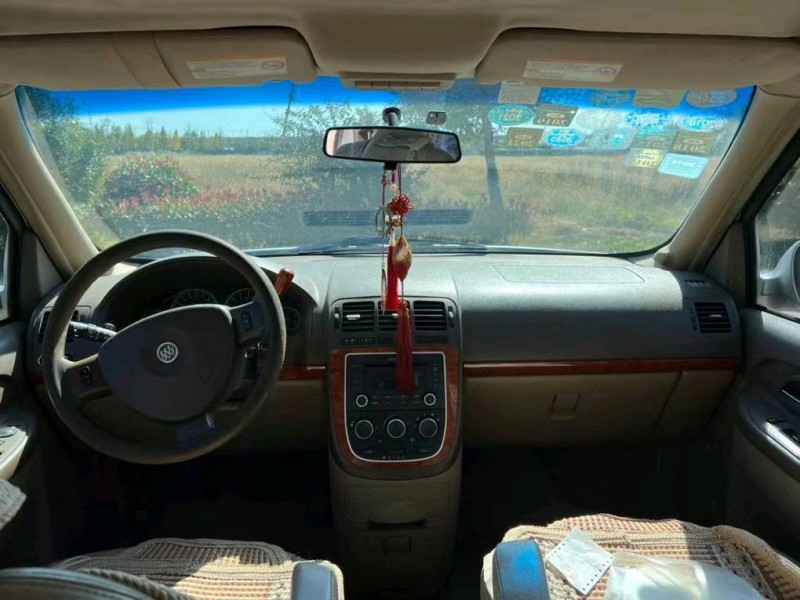 徐州11年别克GL87