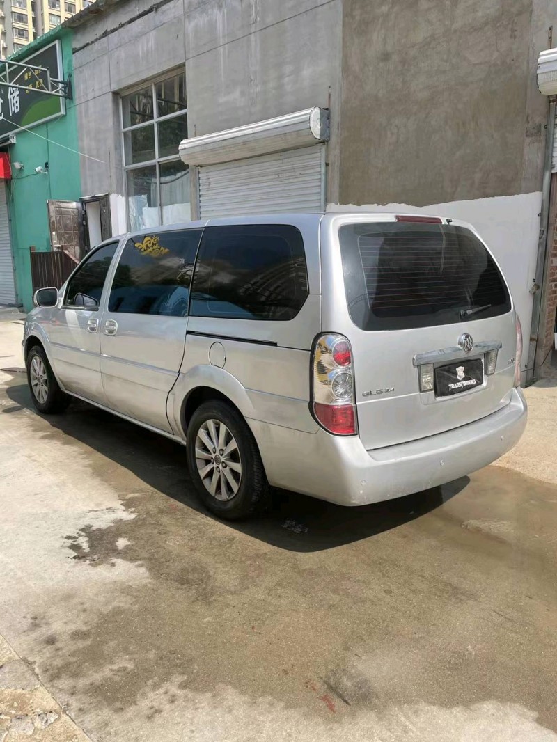 石家庄12年别克GL84