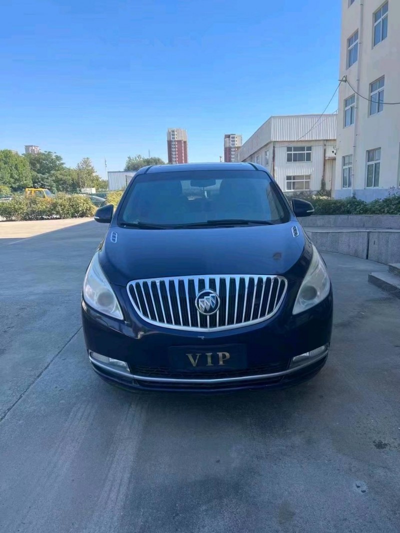 济宁12年别克GL81