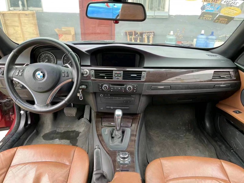 济宁11年宝马3系5