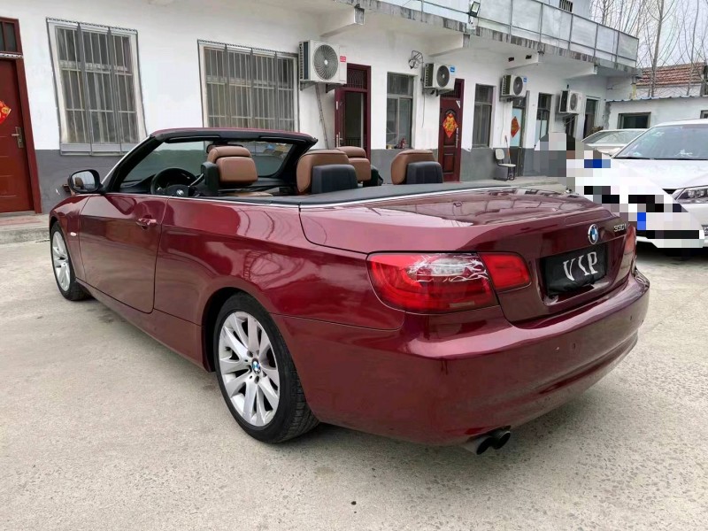 济宁11年宝马3系8