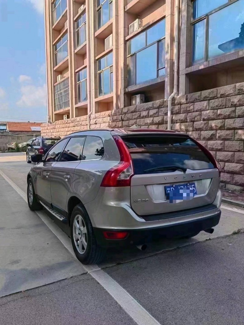 北京11年沃尔沃XC608