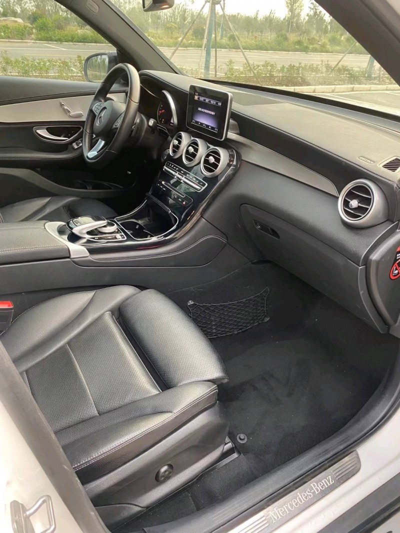 徐州19年奔驰GLC2