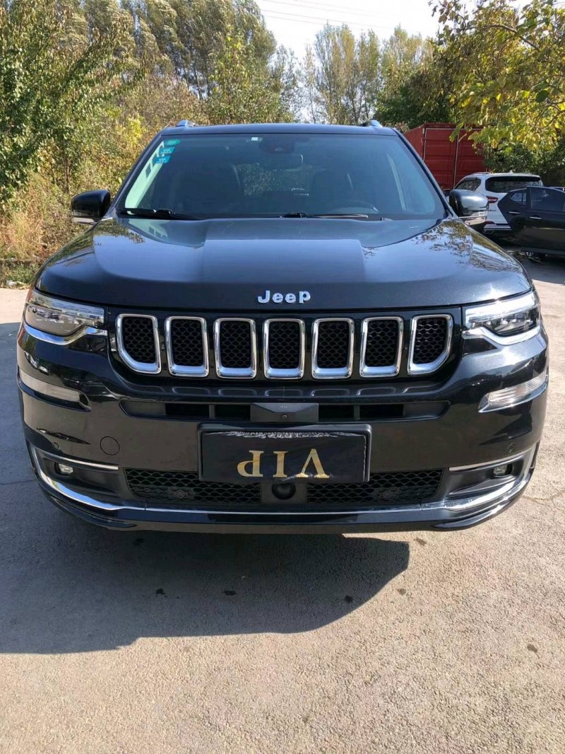 沈陽18年Jeep大切諾基1