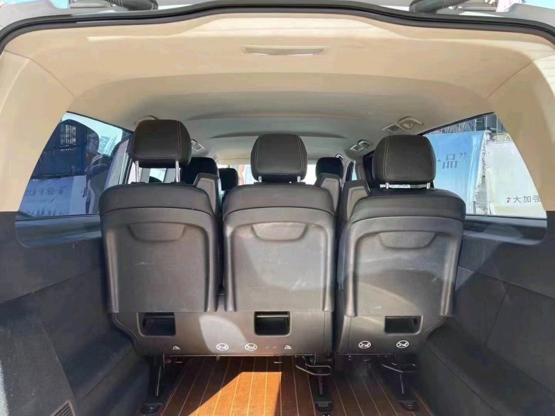 邯郸17年奔驰威霆3