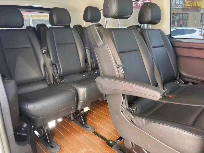 邯郸17年奔驰威霆4