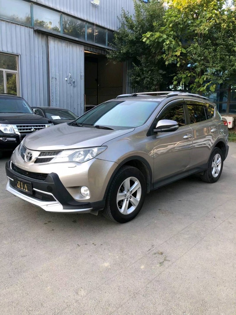 沈阳14年丰田RAV4荣放2