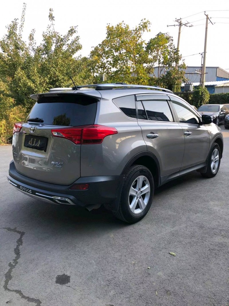 沈阳14年丰田RAV4荣放3