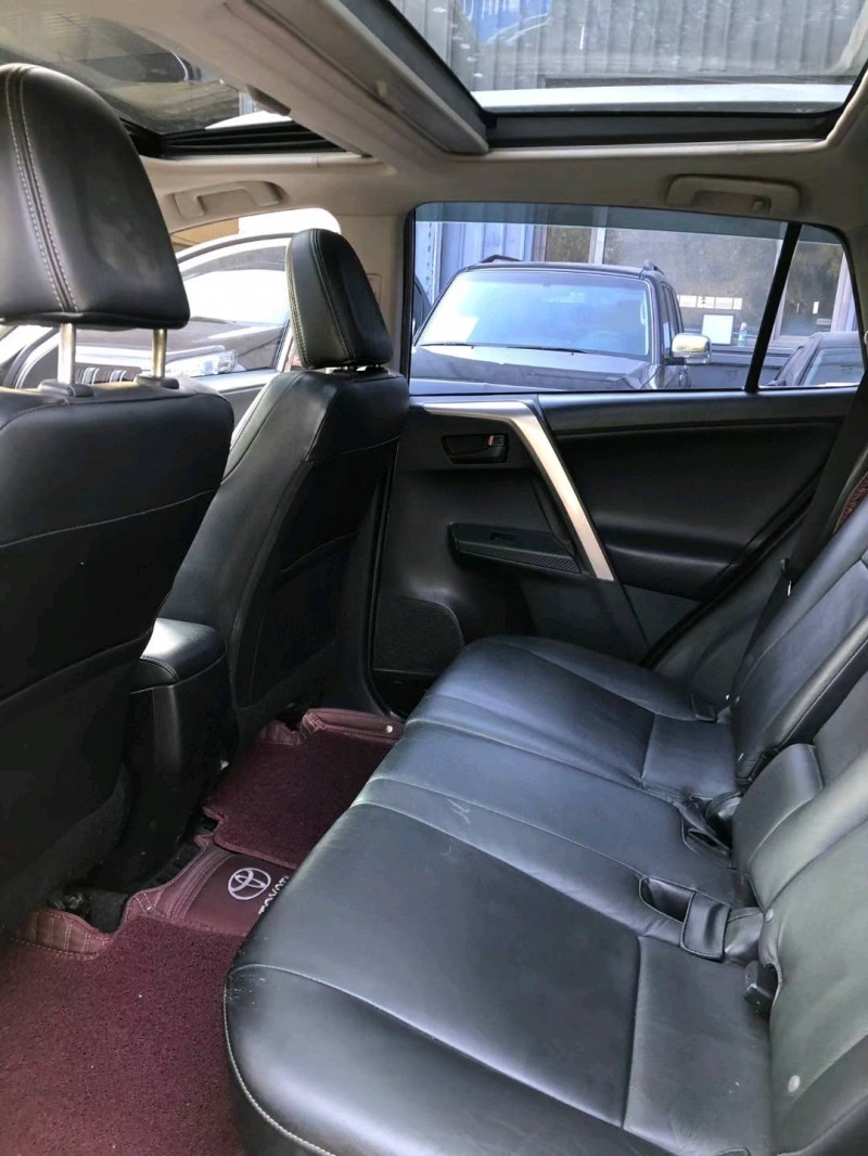 沈阳14年丰田RAV4荣放8