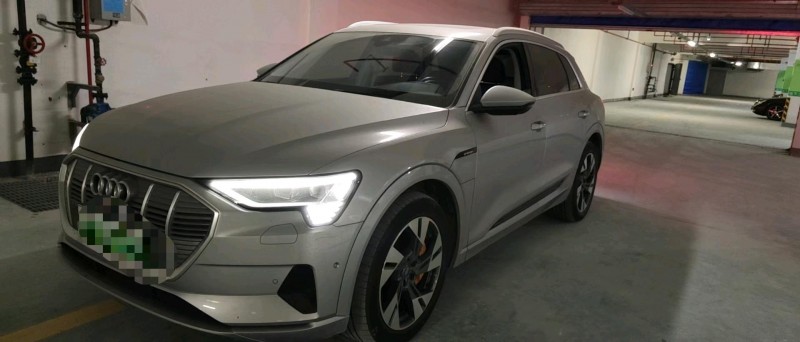 济南20年奥迪E-tron纯电8