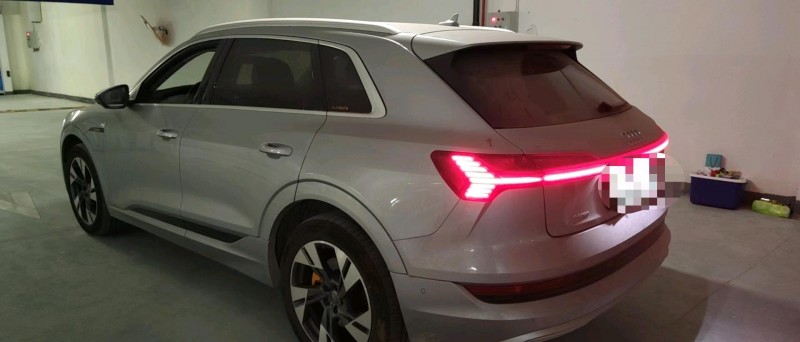 济南20年奥迪E-tron纯电2