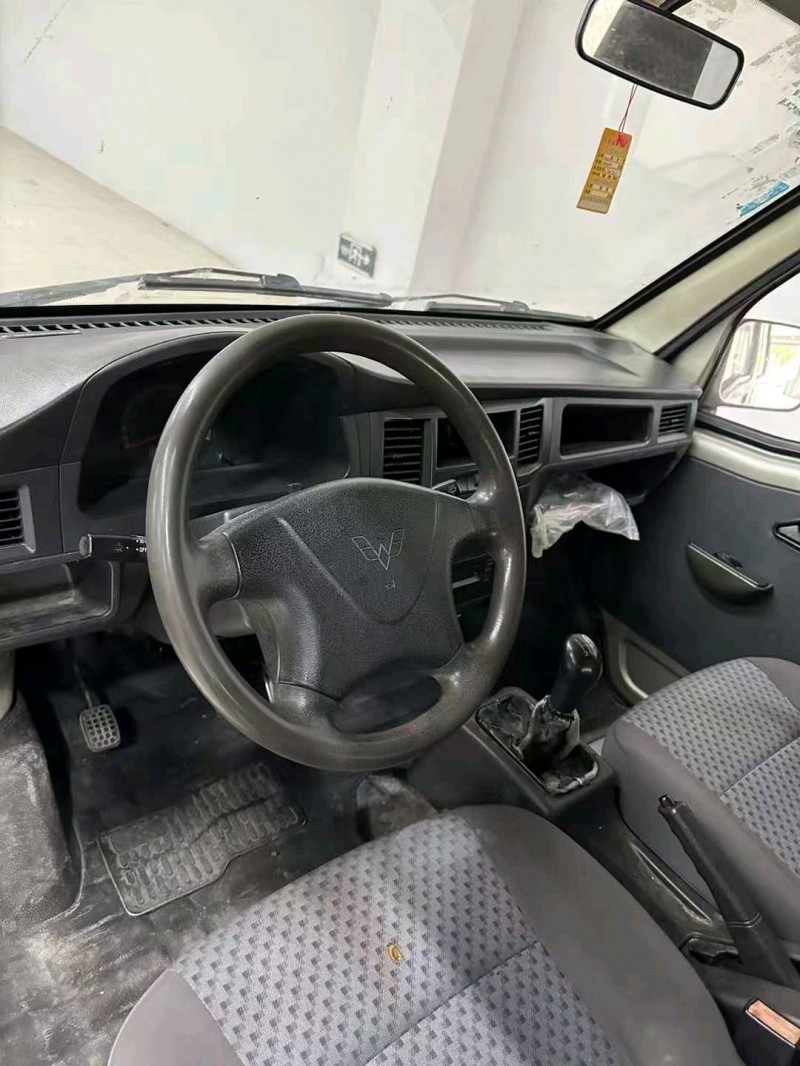 济南14年五菱汽车之光6