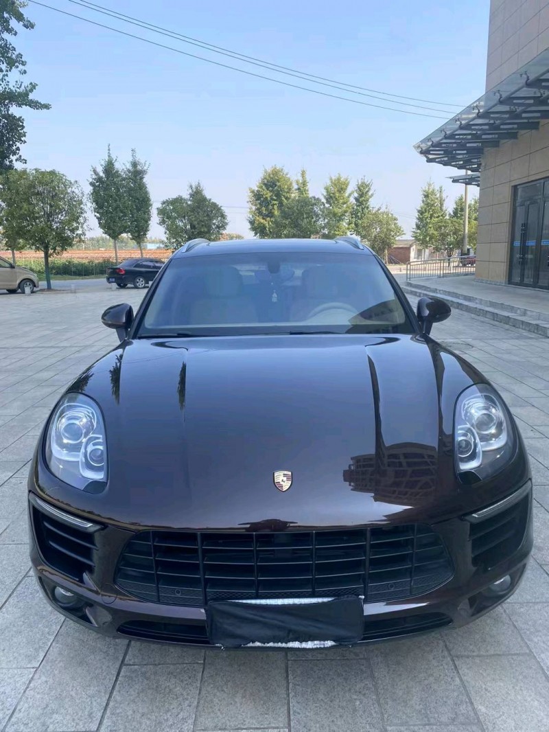 枣庄15年保时捷Macan9