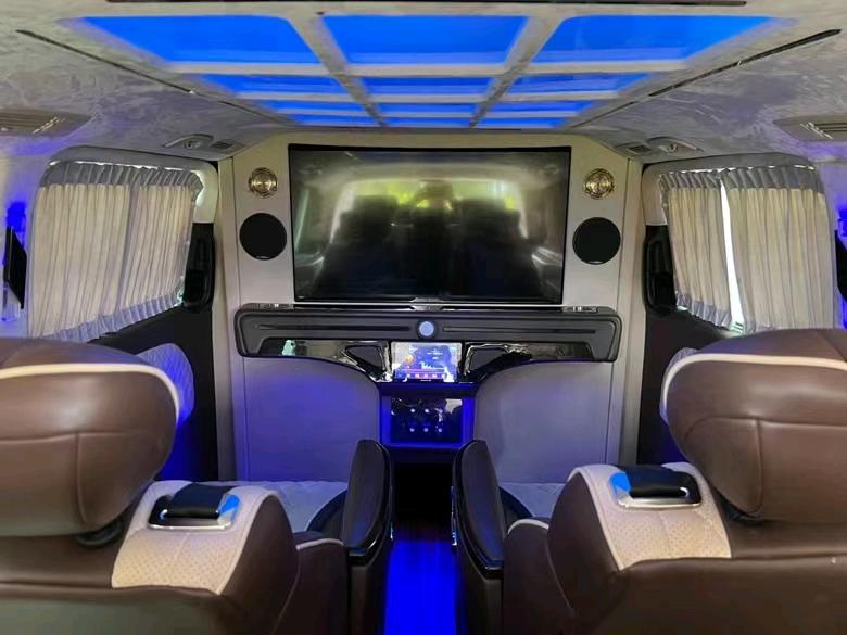 盐城17年奔驰威霆6