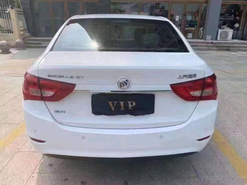 北京17年别克英朗3