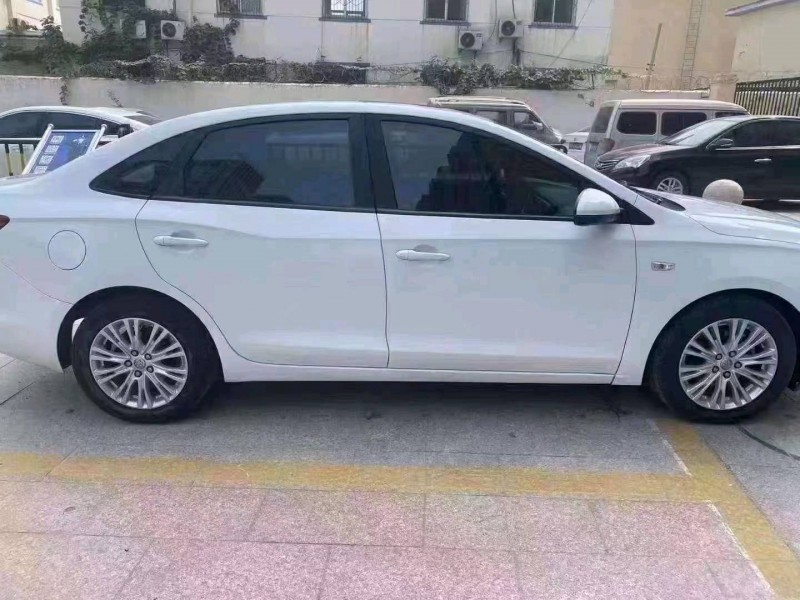 北京17年别克英朗6