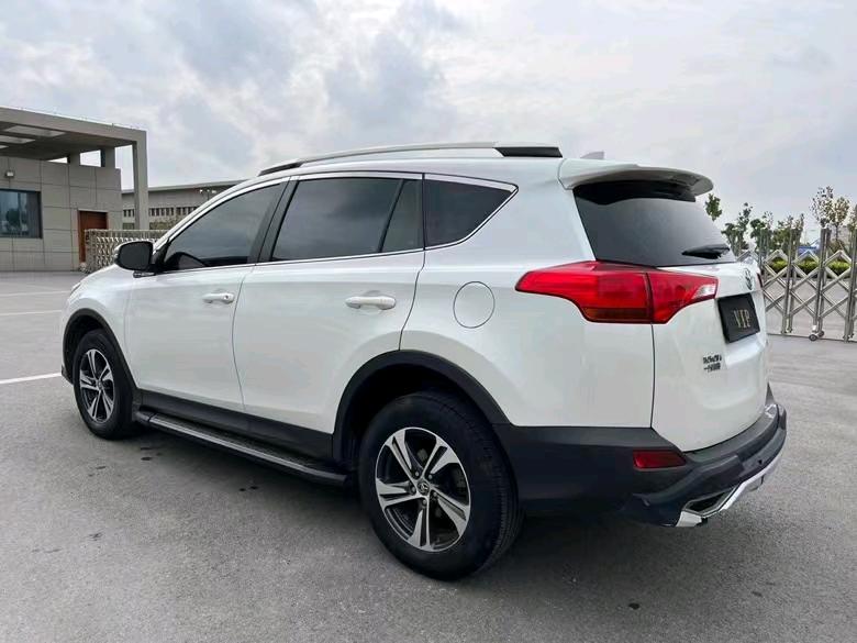 盐城16年丰田RAV4荣放1