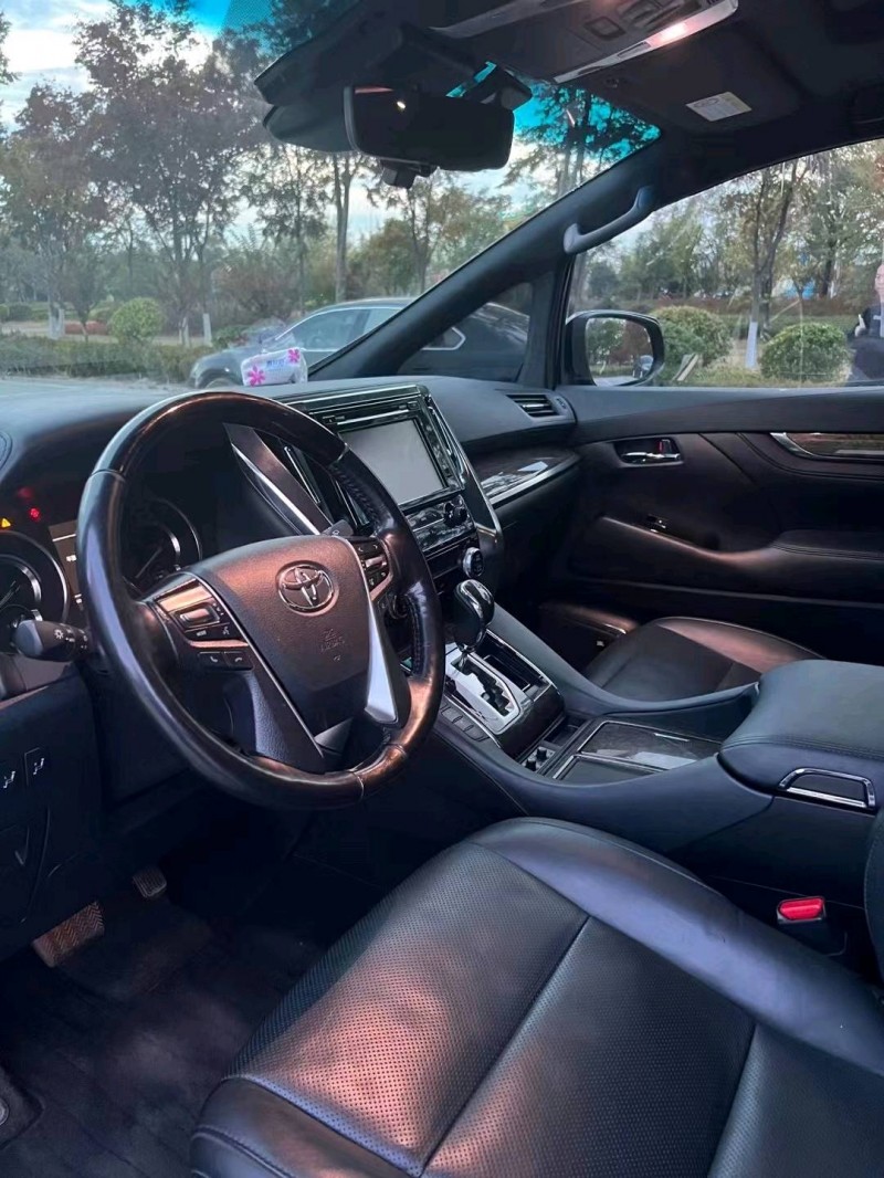 徐州19年丰田埃尔法7