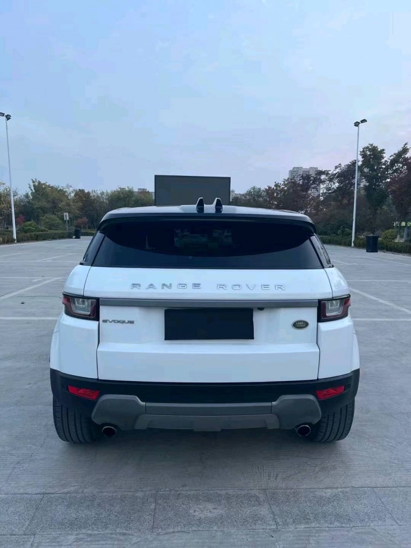 徐州17年路虎极光9