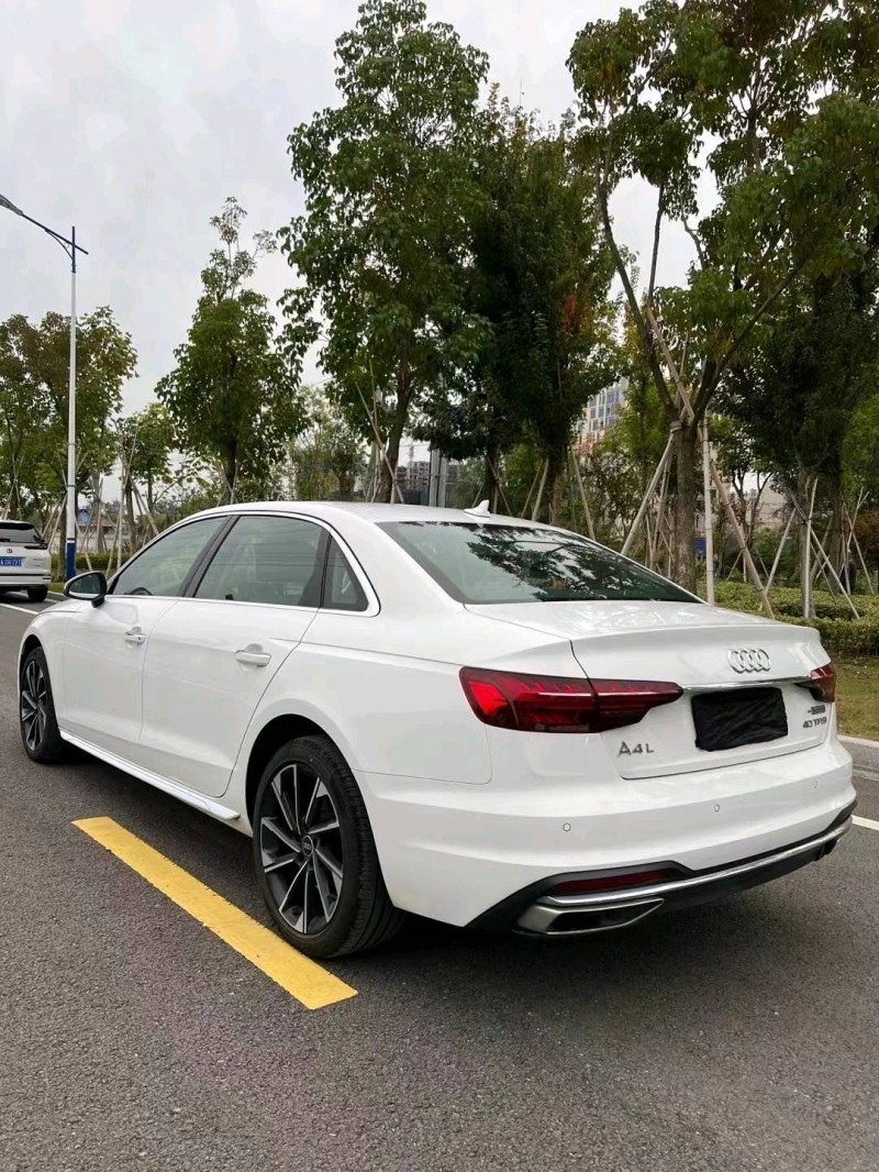 徐州22年奥迪A4L8