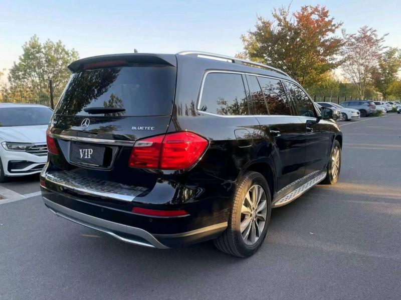 济宁15年奔驰GL7