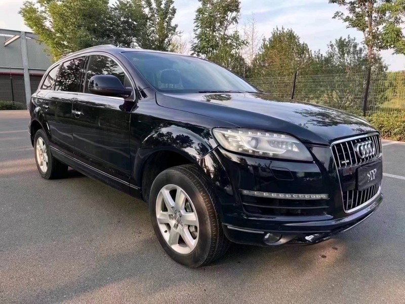 济宁12年奥迪Q72