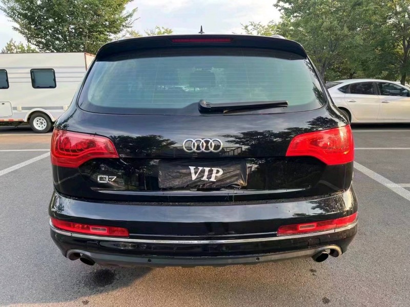 济宁12年奥迪Q79