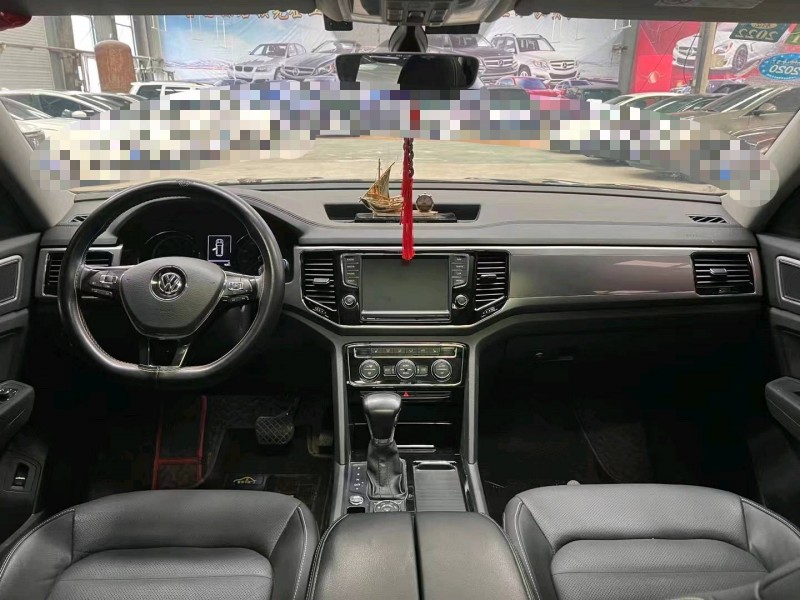 济宁19年大众途昂5