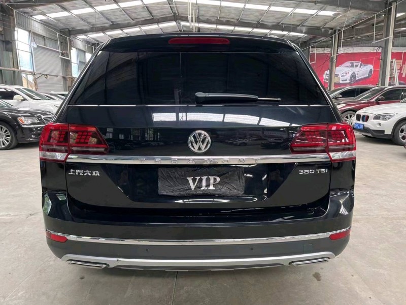 济宁19年大众途昂9