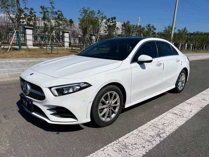 盐城19年奔驰A2