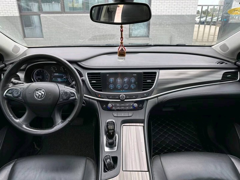 盐城17年别克君越6