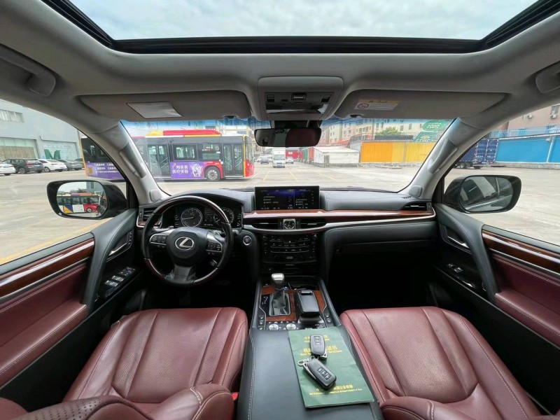 广州18年雷克萨斯LX6