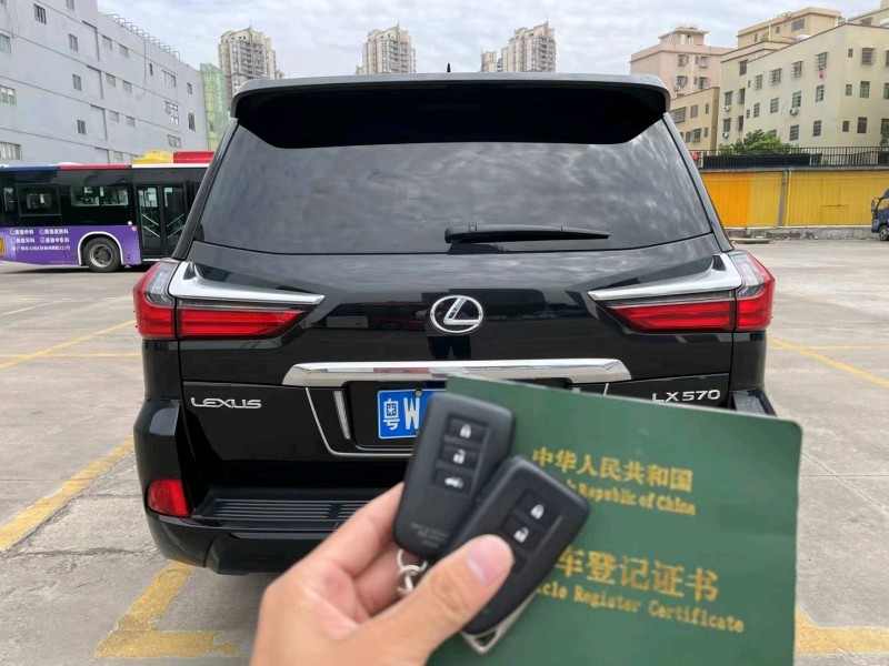 广州18年雷克萨斯LX9
