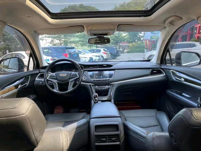 东莞17年凯迪拉克XT55