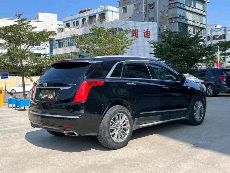 东莞17年凯迪拉克XT58