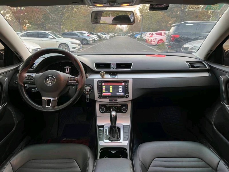 济宁16年大众迈腾4