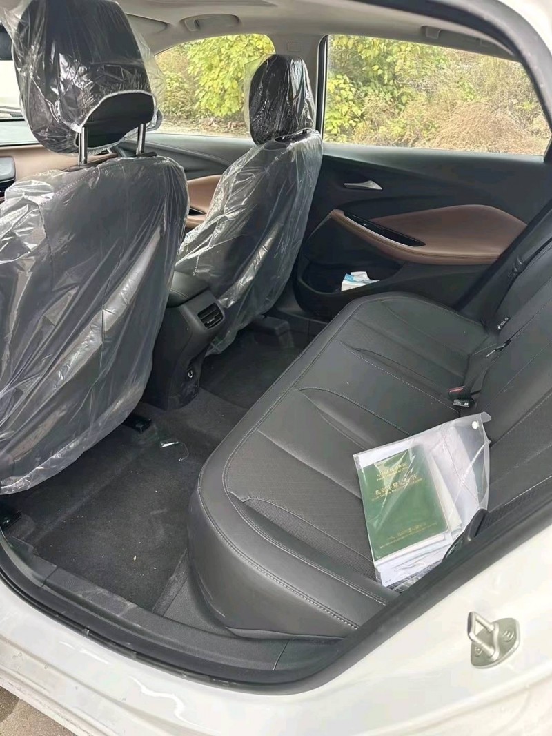 邯郸22年别克威朗6