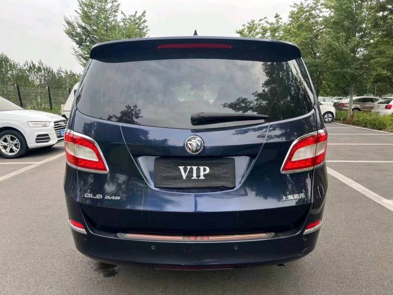 济宁13年别克GL89