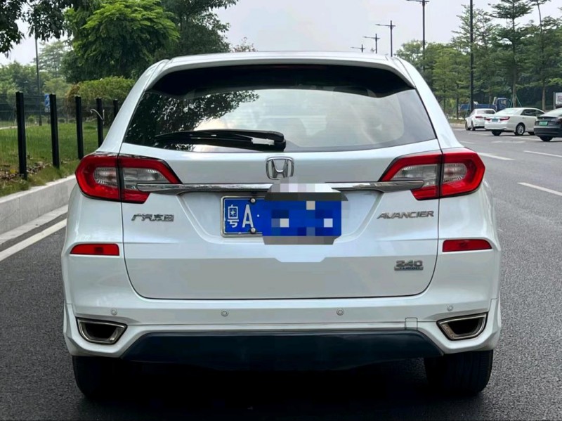 广州18年本田冠道9