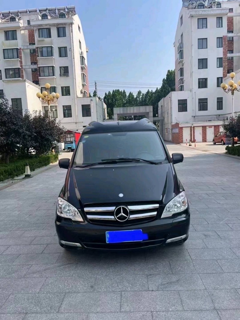 枣庄14年奔驰威霆1