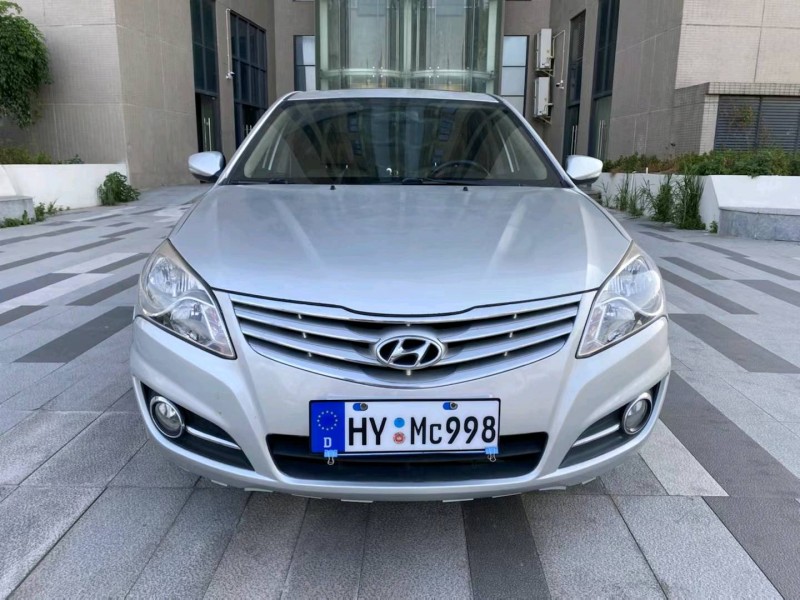 东莞15年现代悦动1