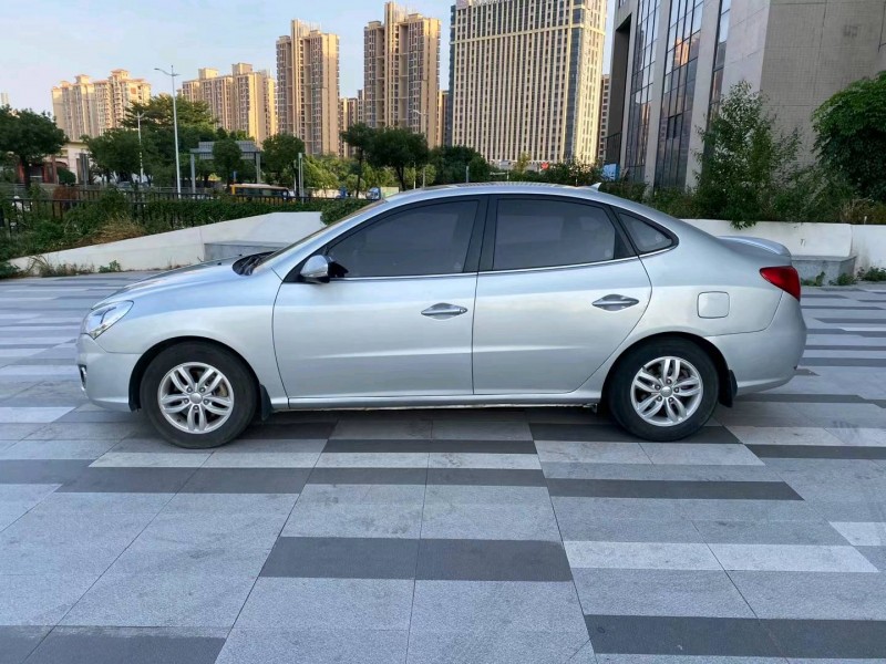 东莞15年现代悦动3