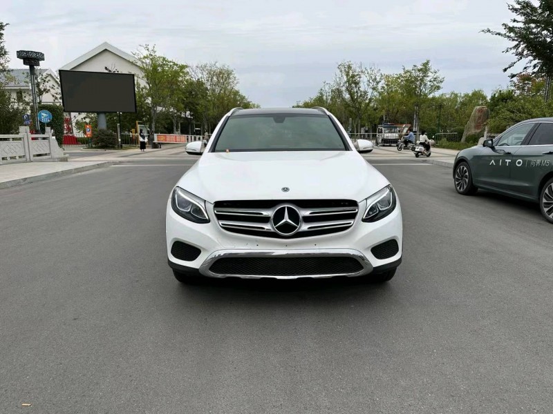 徐州19年奔驰GLC1