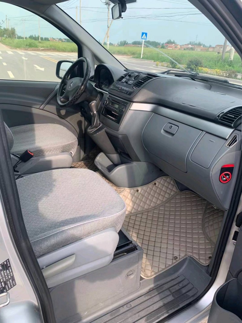 徐州12年奔驰威霆4