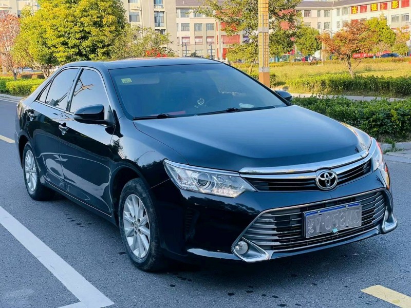 徐州17年丰田凯美瑞3